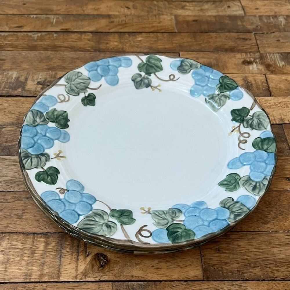 Metlox Poppy Trail Dinner Plate Set of 3 10" Hand Painted Sculptured Grapes